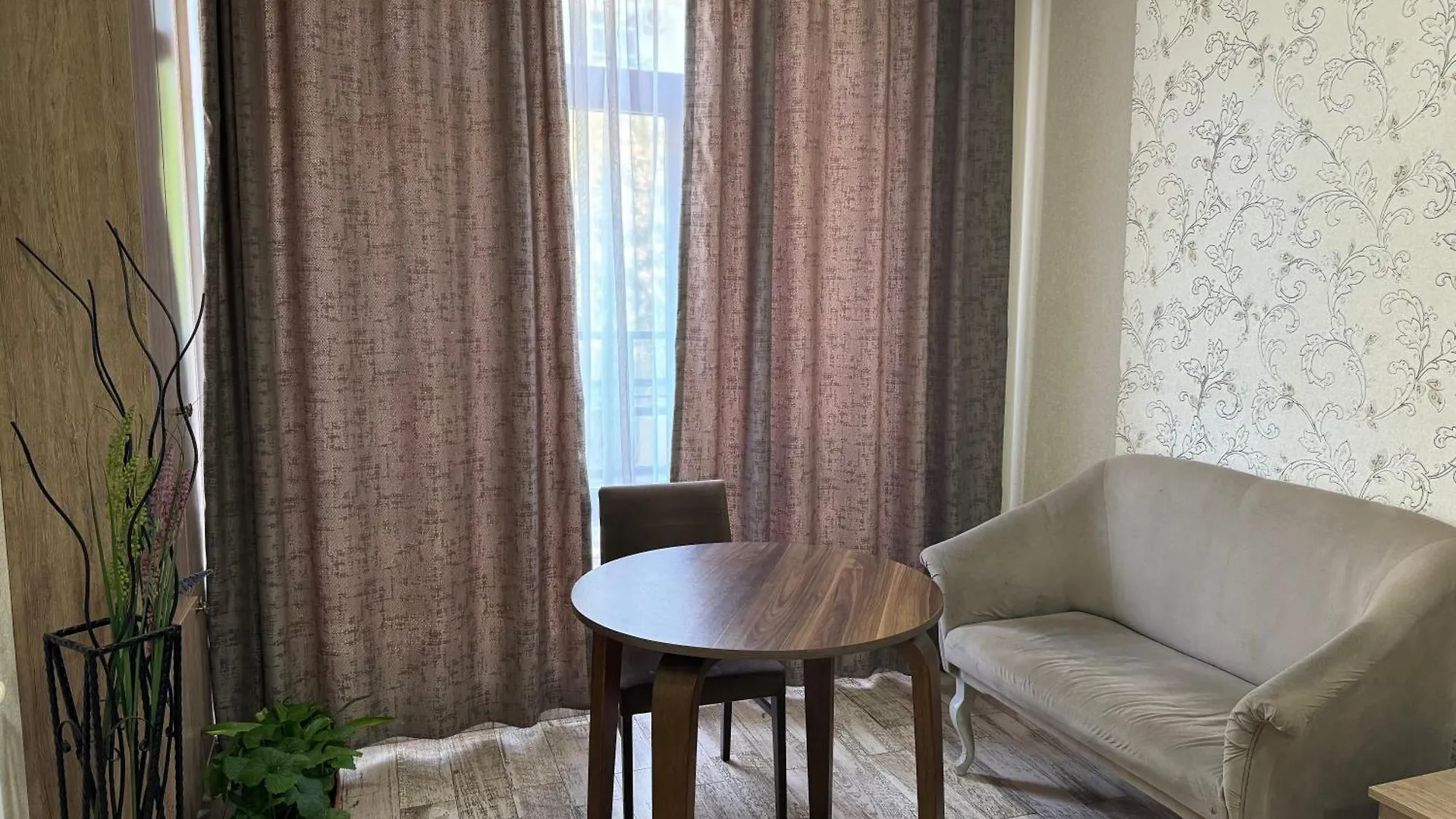 Access Hotel Baku 3*,